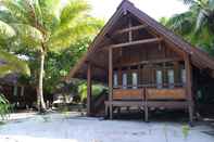 ภายนอกอาคาร Wakatobi Patuno Diving & Beach Resort