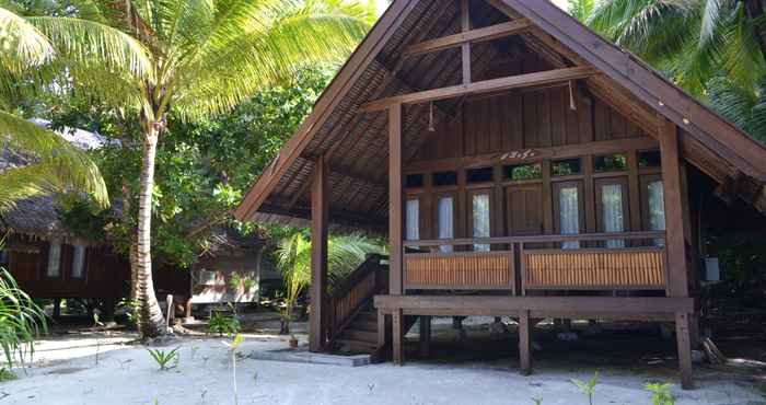 Exterior Wakatobi Patuno Diving & Beach Resort