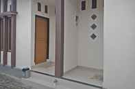 Toilet Kamar Homestay Cherri