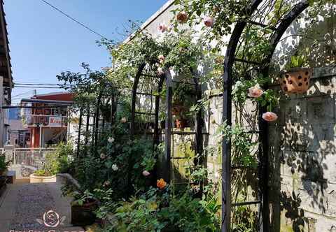 Bên ngoài Six Six Garden - Rose Koi Homestay Dalat