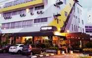 Luar Bangunan 6 De House Hotel 