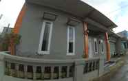 Exterior 4 Clean Room at Faren Homestay Syariah