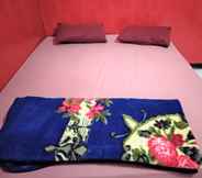 Bedroom 6 Hotel Borneo Putra 1