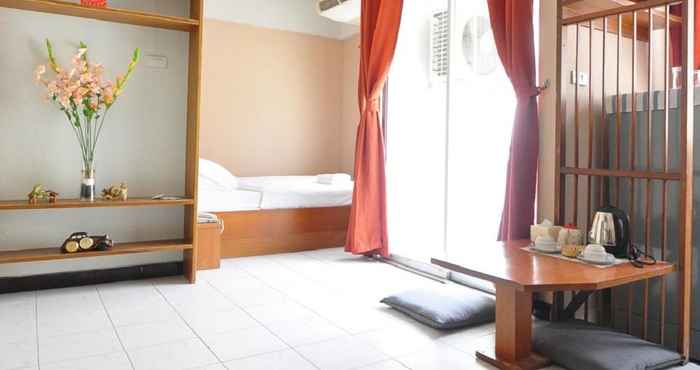 Lobi Living Room Serviced Apartment