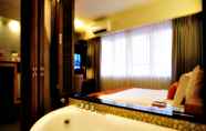 In-room Bathroom 7 Cuarto Hotel