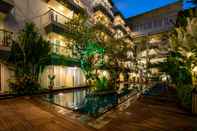 สระว่ายน้ำ EDEN Hotel Kuta Bali