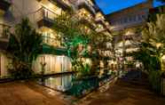 Swimming Pool 6 EDEN Hotel Kuta Bali