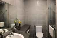 In-room Bathroom La Cigale Residence