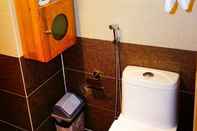 Toilet Kamar Senkotel Hotel Nha Trang - Traveloka Exclusive Deal