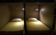 Kamar Tidur 2 142 Cafe_SleepboxhotelSEMARANG