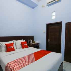 OYO 2453 Artha Graha Vip 1, Khách sạn Makam Datuk Malik Ibrahim