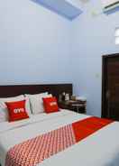 BEDROOM OYO 2453 Artha Graha Vip