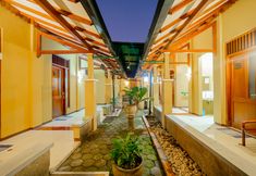 Exterior 2 Hotel Talenta 3