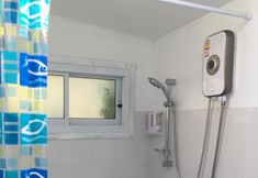 In-room Bathroom 5 Mook Montra Resort Seafront