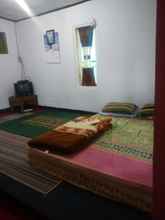 ห้องนอน 4 Comfy Room at Homestay Cemara Dieng Syariah 2