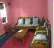 ล็อบบี้ 2 Comfy Room at Homestay Cemara Dieng Syariah 2