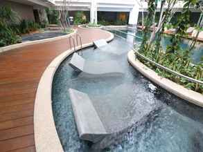 Swimming Pool 4 Victoria Home Verve Suites