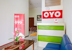 Lobby 6 OYO 851 Rumah Mumu Kost & Homestay Near RS Ludira Husada Tama