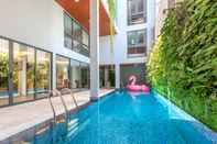 สระว่ายน้ำ Sanayen Villa & Residences
