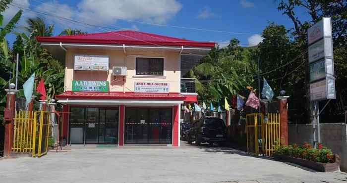 Bên ngoài La Fela Pension House