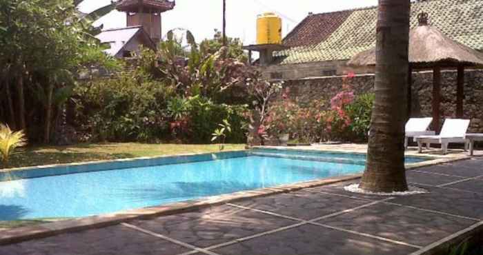 Hồ bơi Hotel Padang - Lovina