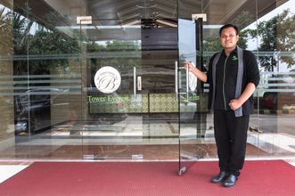Lobby 4 DeGreen Inn Kebon Jeruk