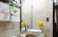 In-room Bathroom 6 An Nhien Nguyen Trai Serviced Apartment