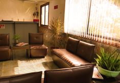 Lobby 4 CounTess Pension House