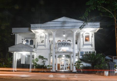 Exterior Hotel Patra Syariah
