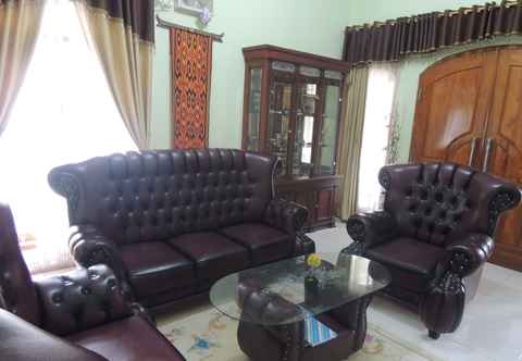 Lobby Avicenna 2 Guesthouse