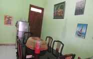 Kamar Tidur 7 Avicenna 2 Guesthouse