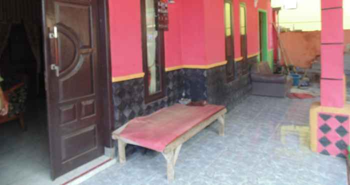 Exterior Kastini Homestay