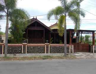 Luar Bangunan 2 Family Space at Jati Classic Homestay