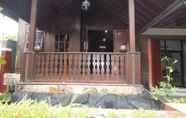 Luar Bangunan 2 Family Space at Jati Classic Homestay