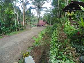 Luar Bangunan 4 Hadi Homestay