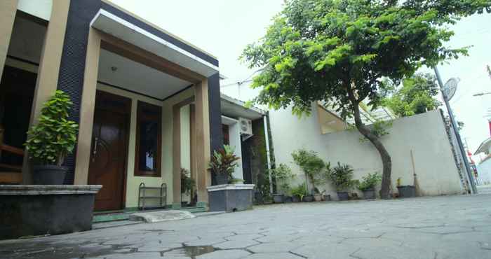 ภายนอกอาคาร D'Java Homestay Lempuyangan By The Grand Java