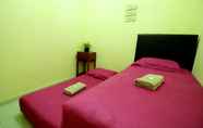 Bedroom 4 D'Java Homestay Lempuyangan By The Grand Java