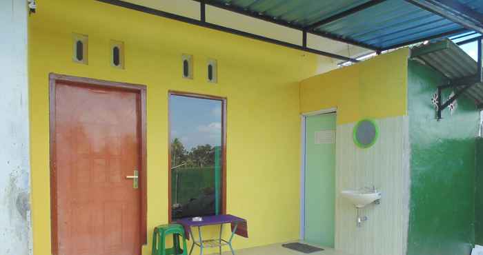 Exterior Wiyono Homestay