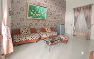 Lobby 7 Villa Permata D2 by N2K