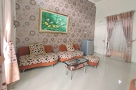 Lobby Villa Permata D2 by N2K