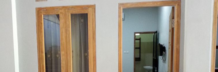 로비 Great View at Larasati Homestay II