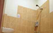 In-room Bathroom 5 Wisma Sejahtera Hotel