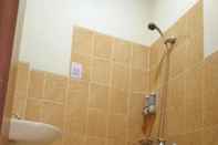 In-room Bathroom Wisma Sejahtera Hotel