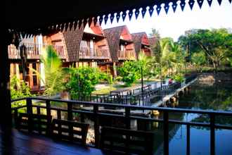 ภายนอกอาคาร 4 Hotel Kampoeng Pacitan