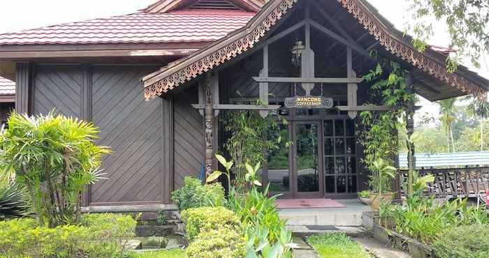 Bên ngoài Hotel Haai