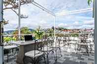 Bar, Cafe and Lounge Nature Hotel - Luong The Vinh - Dalat
