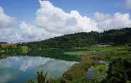 Atraksi di Area Sekitar 6 Green Lake Linow