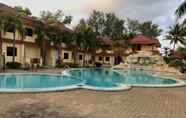 Hồ bơi 4 Seri Indah Resort