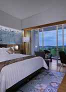 BEDROOM The Alana Hotel & Conference Center, Sentul City by ASTON