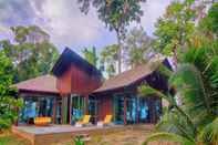 Lobby Borneo Eagle Resort